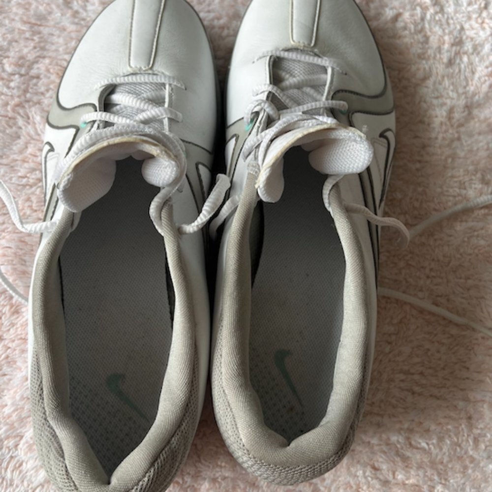 Womans Nike Golf Shoes
